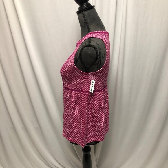 Old Navy Sleeveless Tank Top Womens Size XS Fuchsia Pink Keyhole Back Casual NEW - Picture 3 of 6